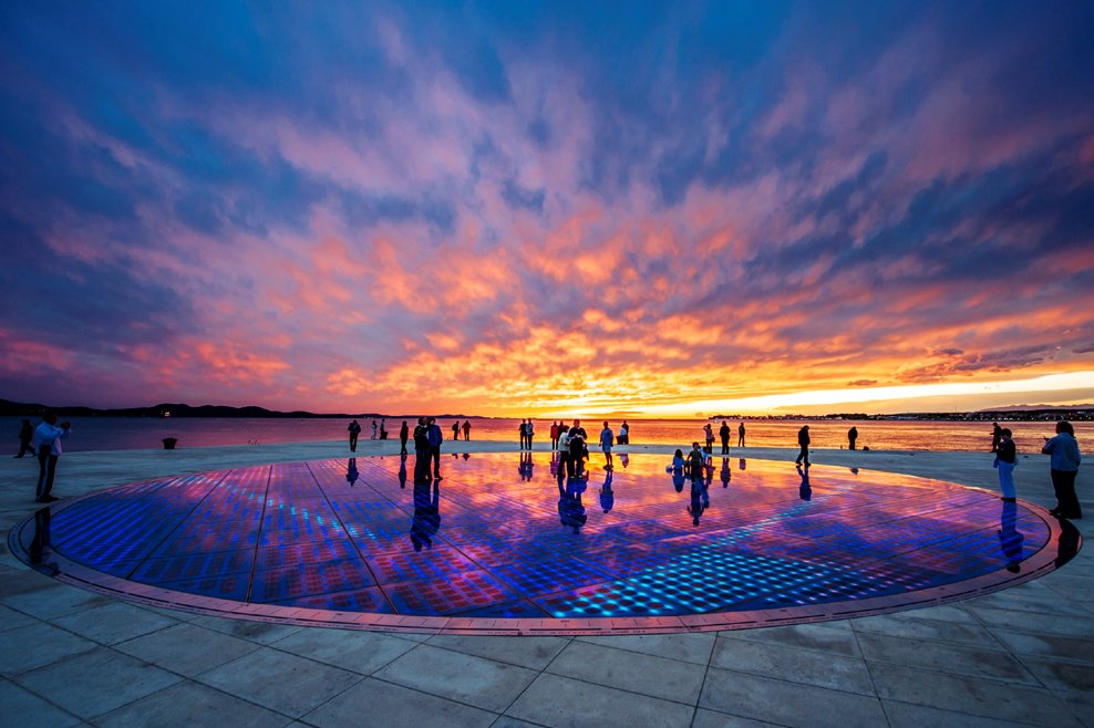 Greeting to the sun - pozdrav suncu - rent in Zadar